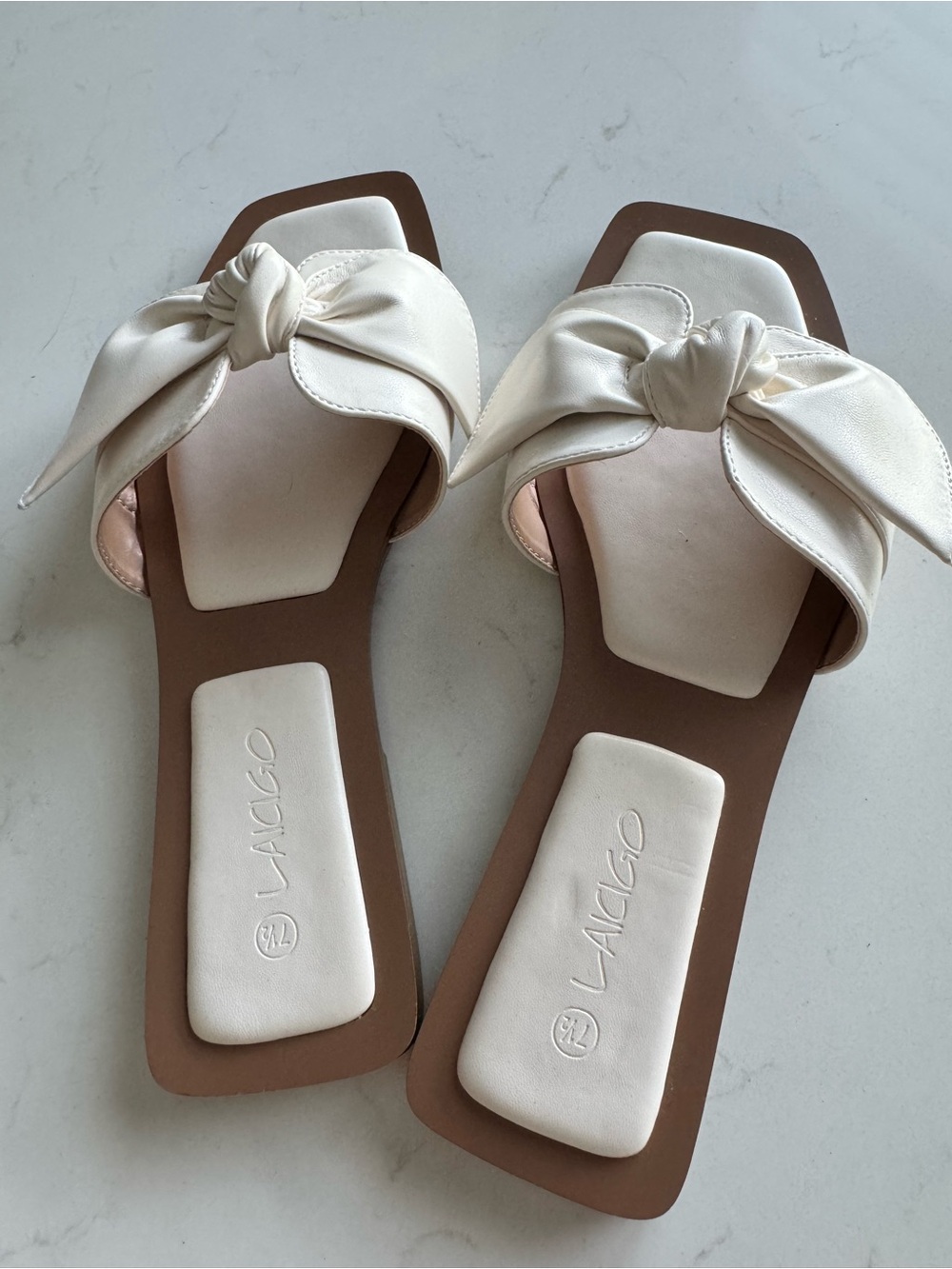 Cream Bow-Detail Square-Toe Slide Sandals